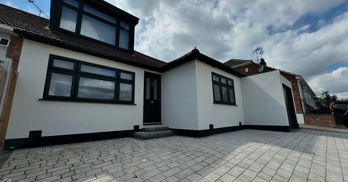Monocouche render finish — The Rendering Company Essex